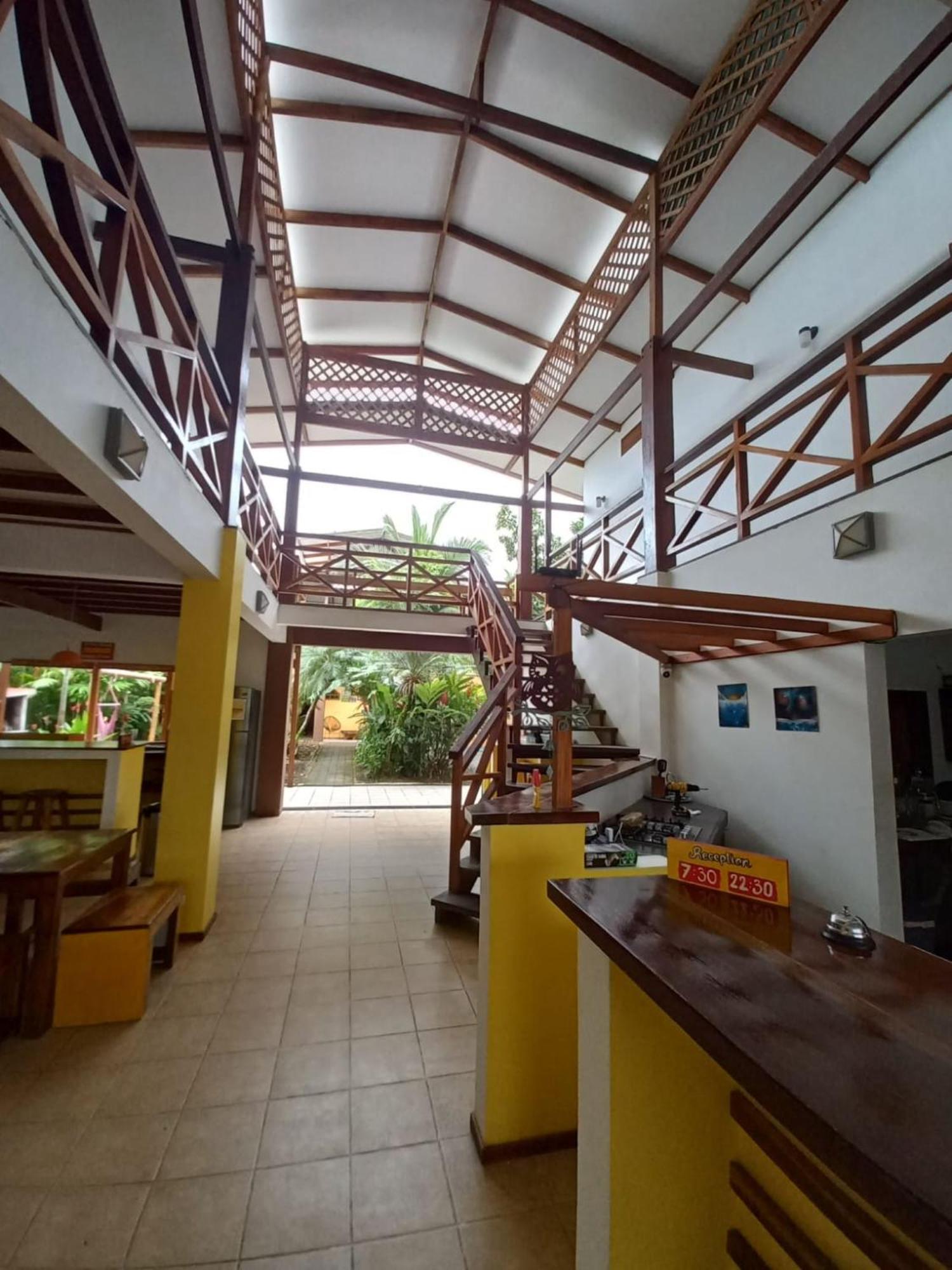 Pagalu Hostel Puerto Viejo de Talamanca Экстерьер фото